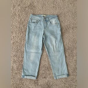 Royalty For Me Capri Jeans